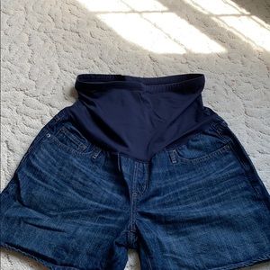 Short jeans